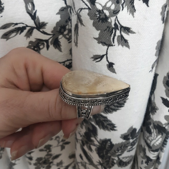 New Oversized Fossil Coral 925 Silver Statement Ring. - Picture 9 of 10